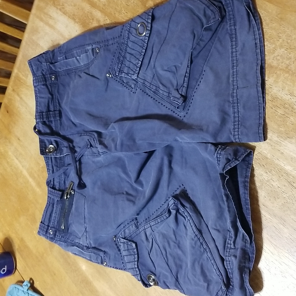 Autark cargo shorts